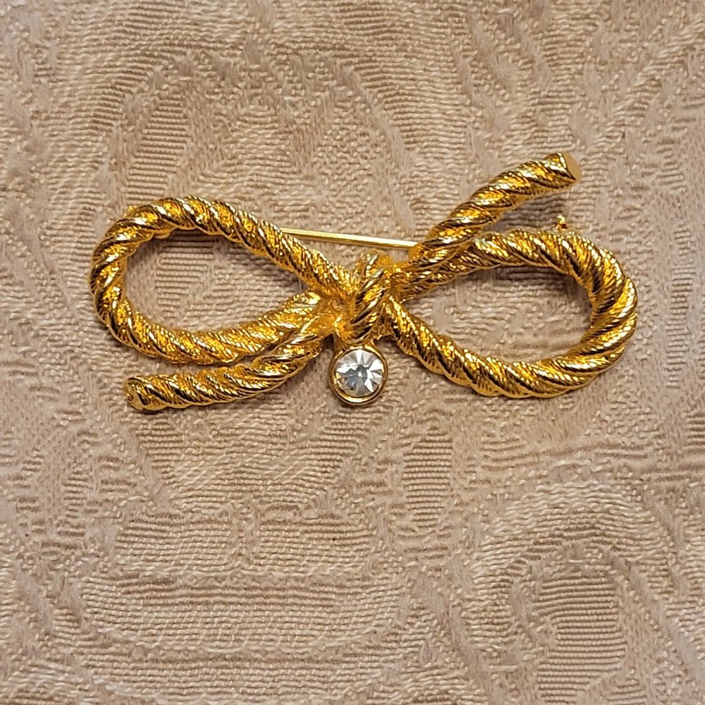 RJ Graziano Bow Shaped Brooch with Shiny Rhinestone